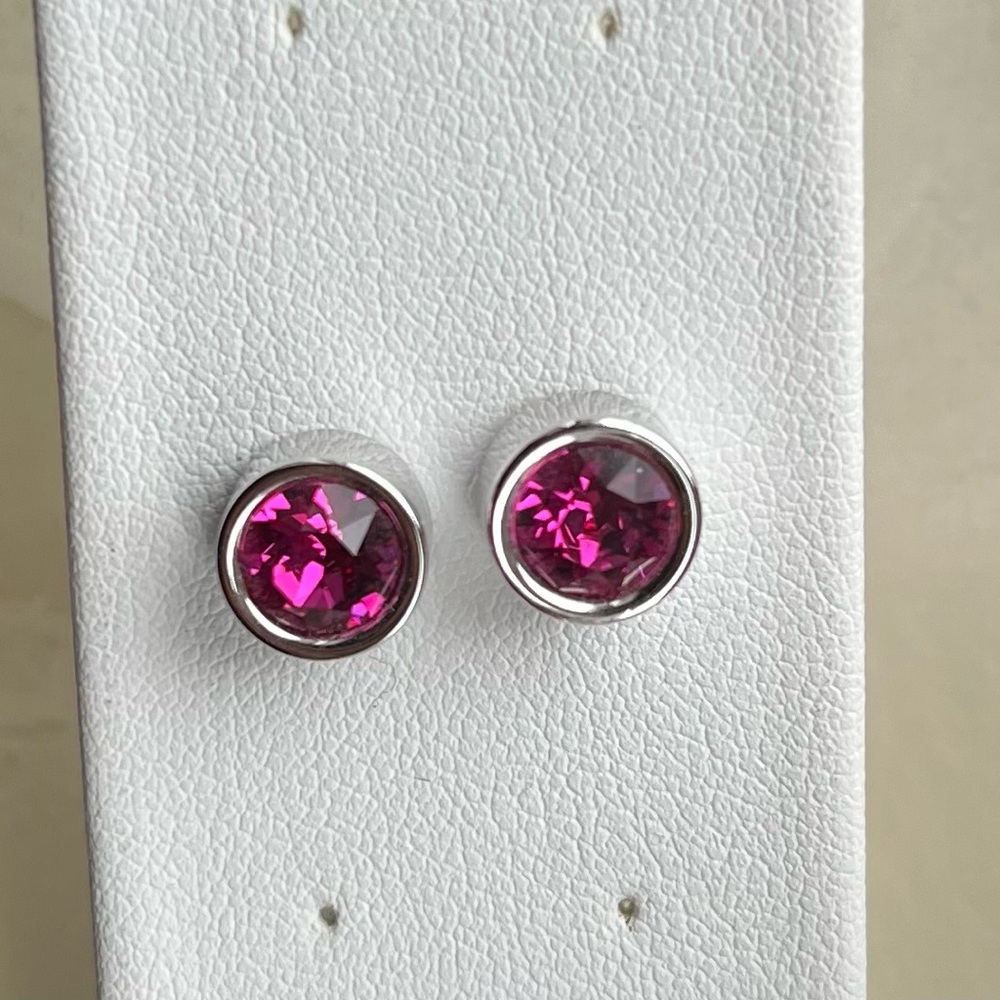Pair of Touchstone Ice Earrings.